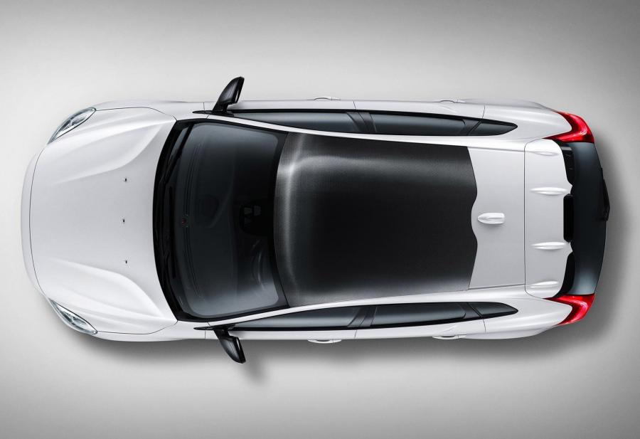  Volvo V40 Carbon Edition 2015 года  (фото 3 из 6)